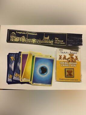 👑 Bookmark, Teddy Bear Pin, Energy Pokémon Cards Lot #7921